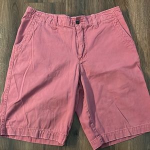 Vintage Men’s Urban Pipeline size 34 Pink Shorts Deep front pockets,